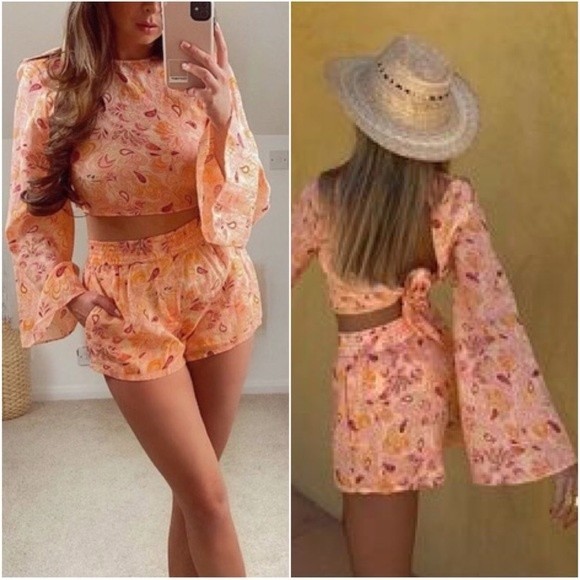 Zara Tops - Zara Orange Paisley Open Back Cutout Flare Bell Long Sleeve Top L